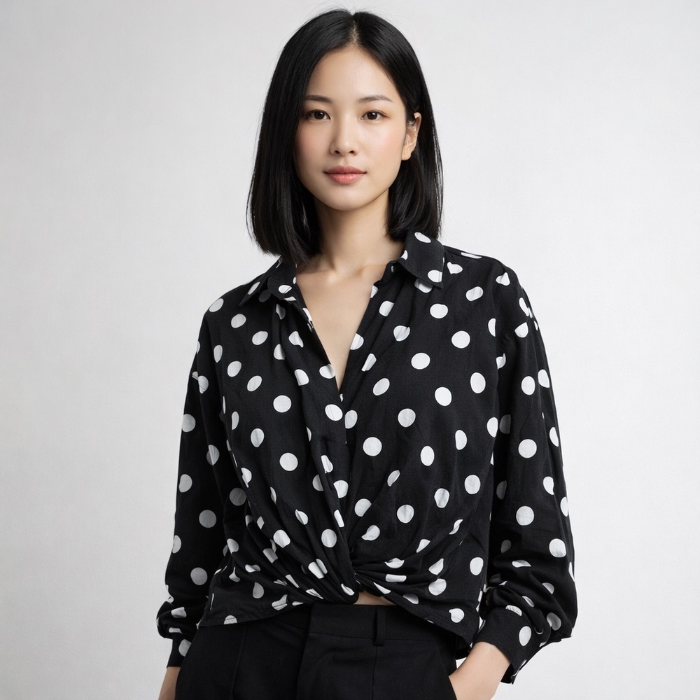 Zara Linen Blend Polka Dot Blouse, size medium.